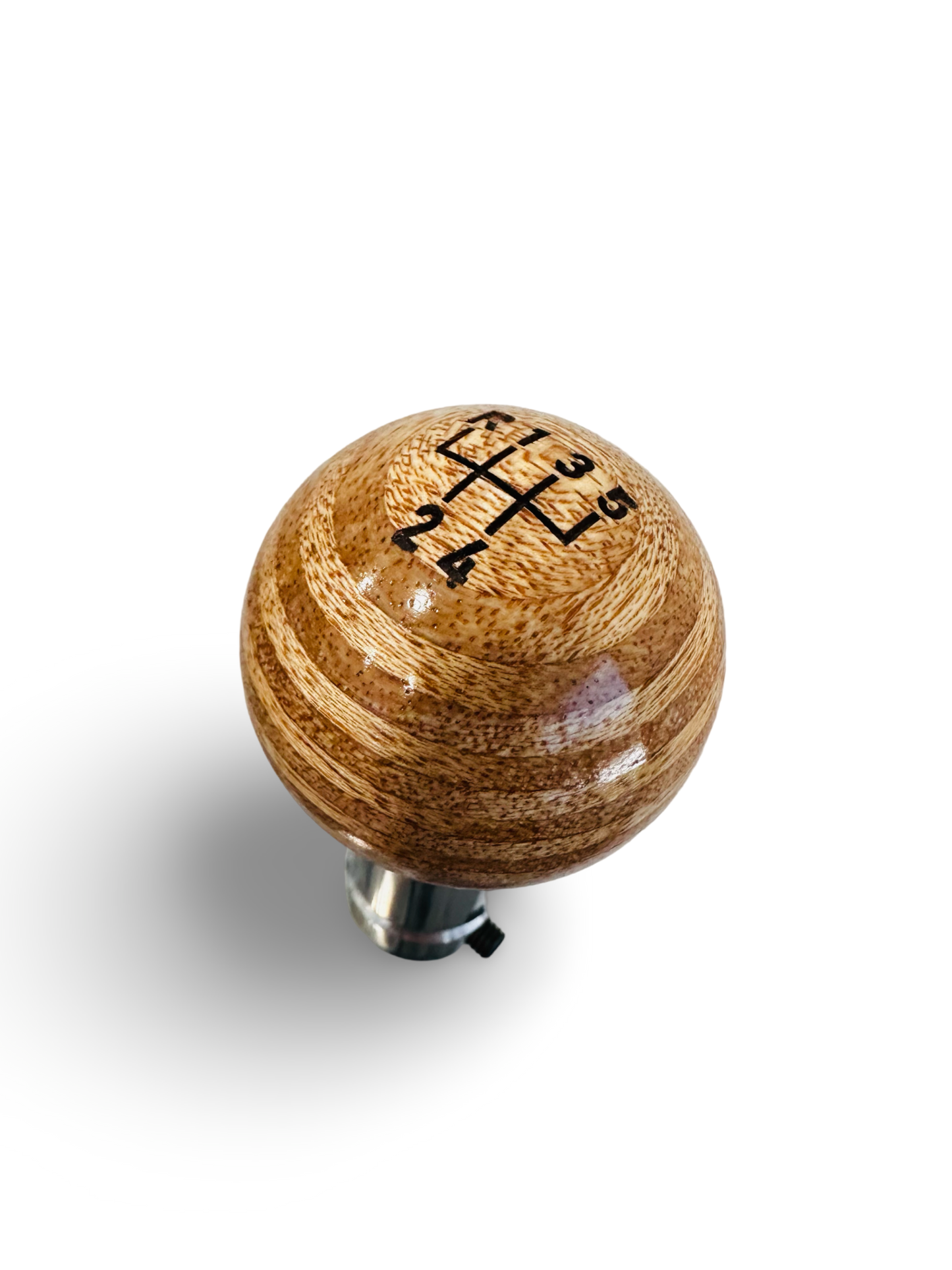 Wood Engraved Cinnamon Brown 5 Speed Gearshift Knob. Only one available…